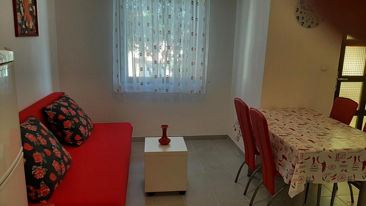 Apartmani Mw, Crveni Apartman Baška Kültér fotó